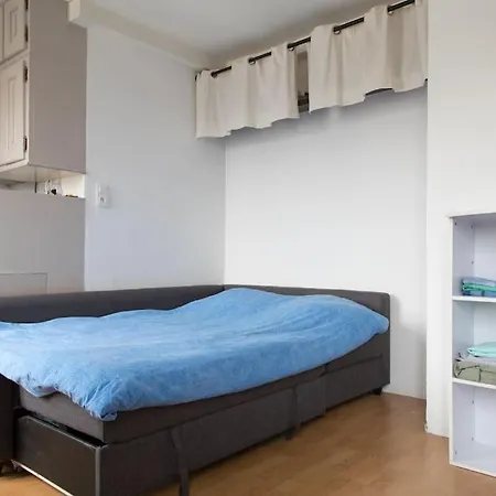 Very Bright 2 Steps From Montmartre Daire Paris